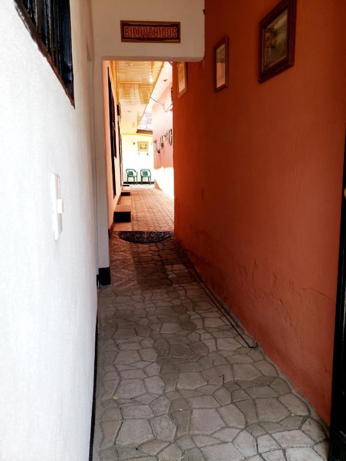 Judys Home - Bed And Breakfast Retalhuleu Exterior foto